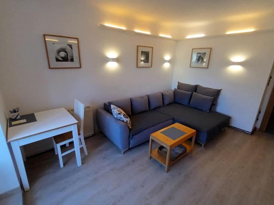 Modernes Apartment In Wien Buitenkant foto