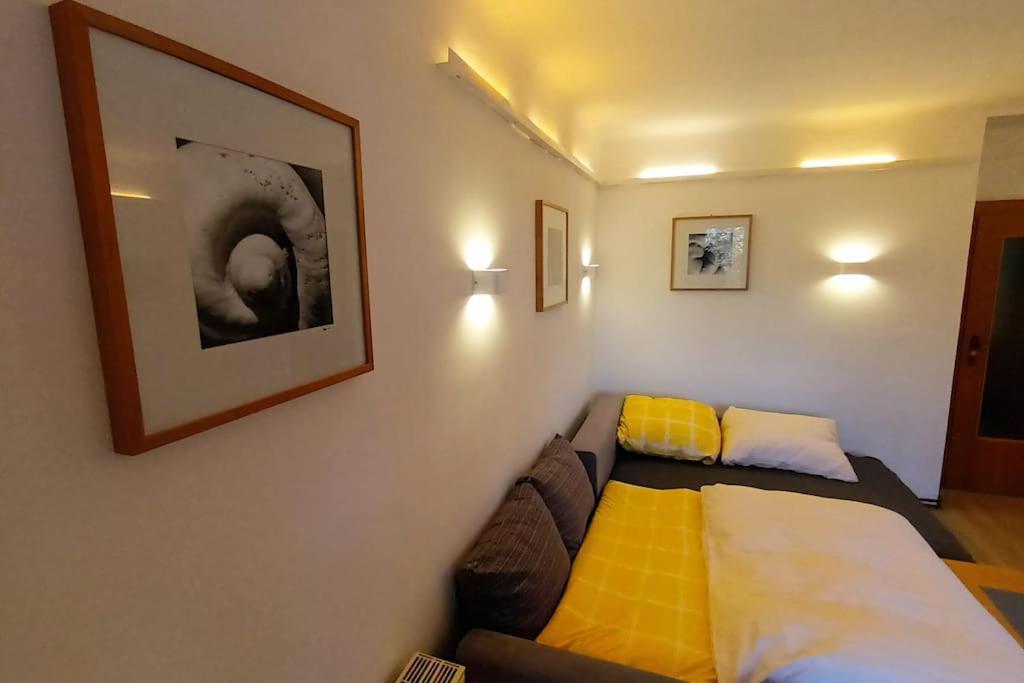 Modernes Apartment In Wien Buitenkant foto