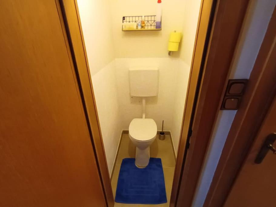 Modernes Apartment In Wien Buitenkant foto